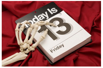 Разнообразные открытки на пятницу 13. Открытки с пятницей 13 скачать бесплатно.
